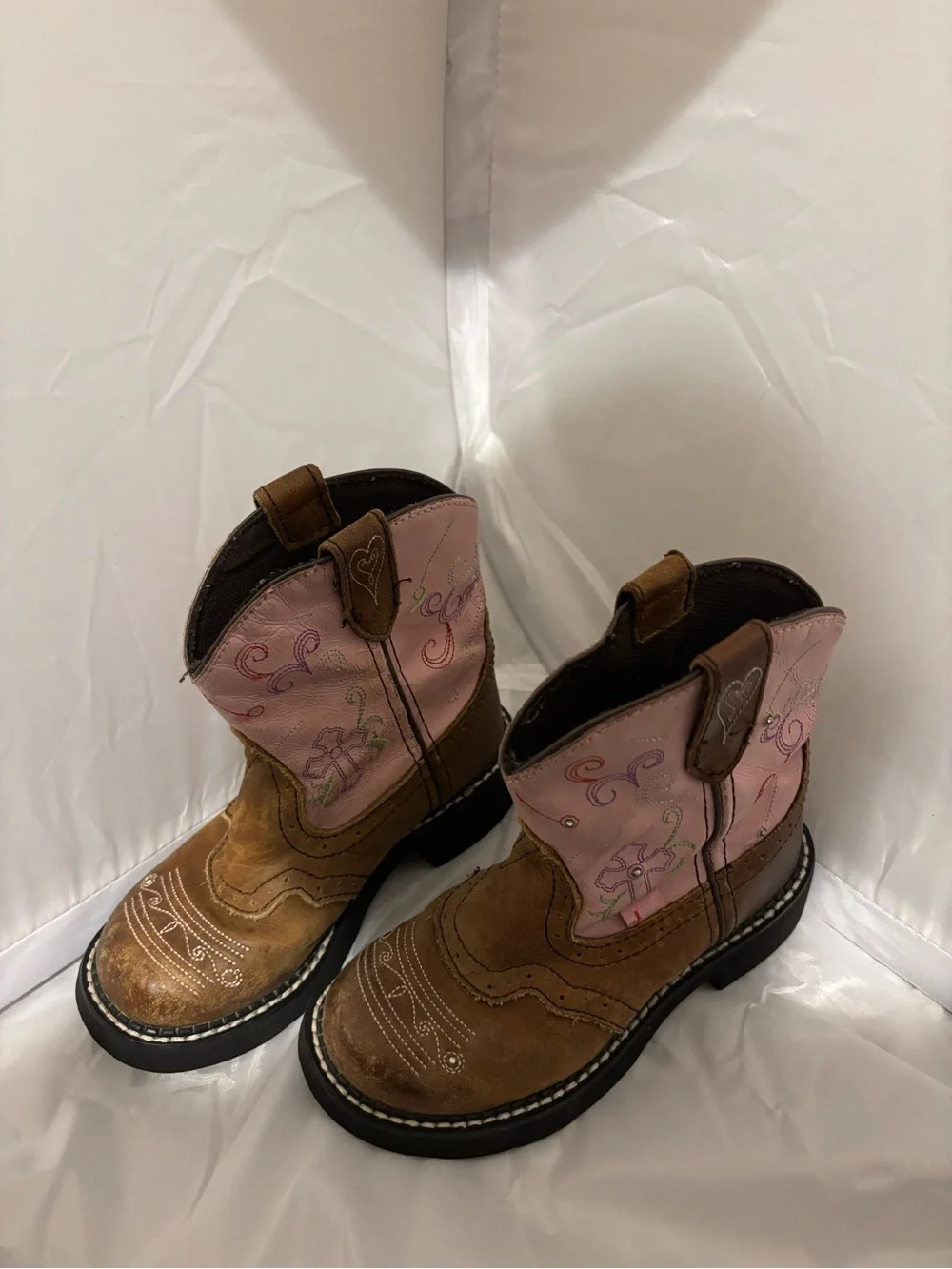 Kids light up Justin boots. Size 12.